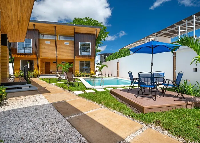 'Veranera' Condo W/ Pool Access, 1/2 Mi To Beach!